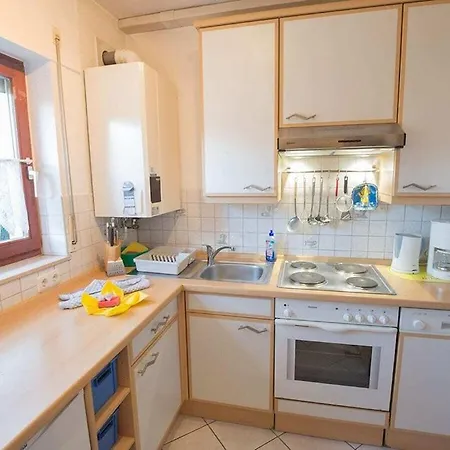 بوتيل Huebner Comfortable Holiday *