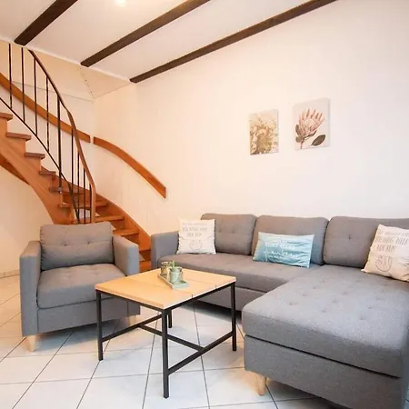بوتيل Huebner Comfortable Holiday *